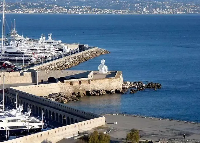 Appartement Terrasse Magnifique Vue Et Yachts Antibes