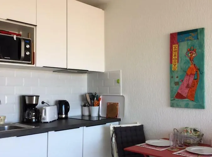 Daire Terrasse Magnifique Vue Et Yachts